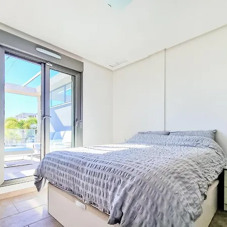 3 Bedroom In Casa de Férias Torrevieja