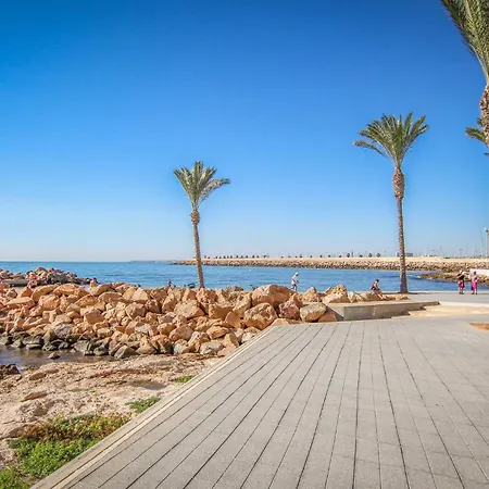 3 Bedroom In Casa de Férias Torrevieja